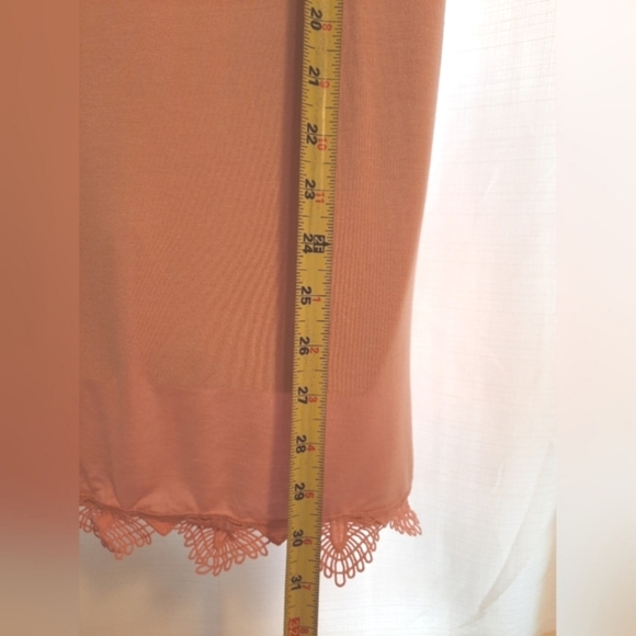 Lovely Melody Pink Embellished Sleeveless Tank Top - Picture 6 of 14